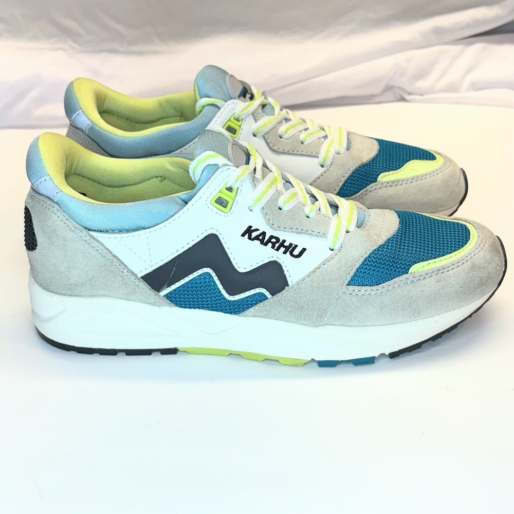 Karhu Aria Suede Athletic Sneakers Men's 6 Women's 8.5 Catcher of the Day